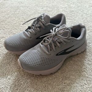Brooks Signal 3 Sneakers